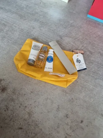 Lot de voyage l'occitane
