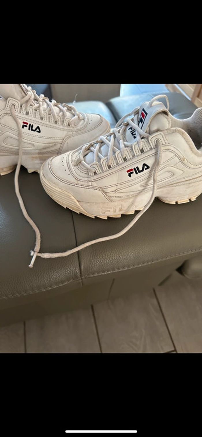 Baskets Fila authentique Pointure 35