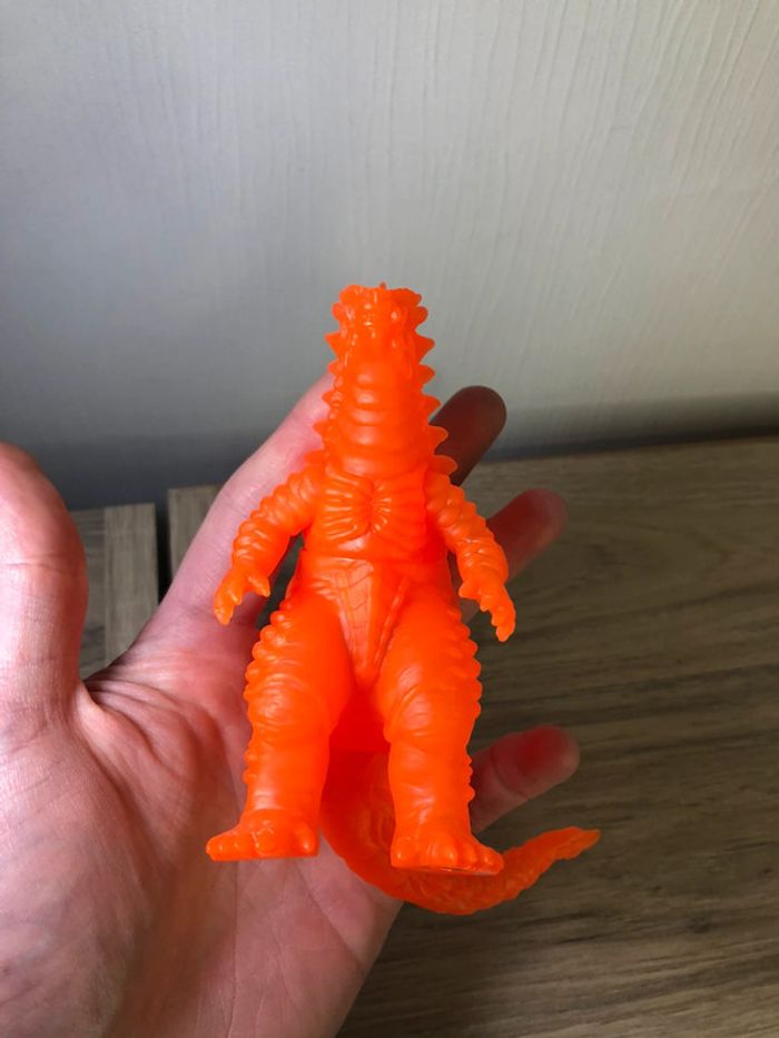 Kaiju godzilla monster precious ultra monster series - photo numéro 4