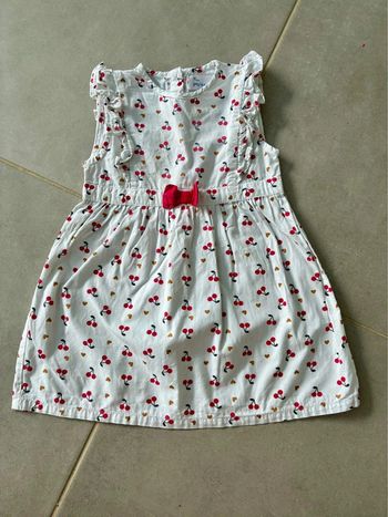 Robe cerise 🍒 mes petits cailloux 23 mois