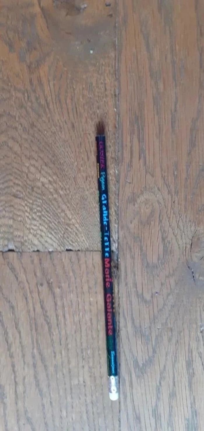 Neuf crayon à papier guadeloupe - photo numéro 2