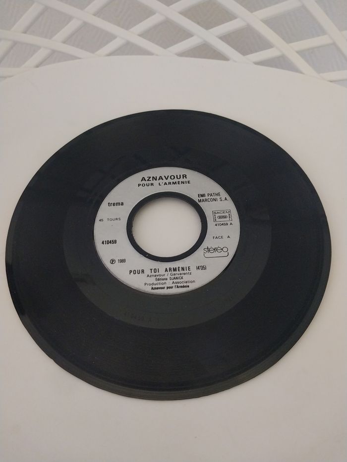45T Aznavour – Pour toi Arménie (1989) - photo numéro 7