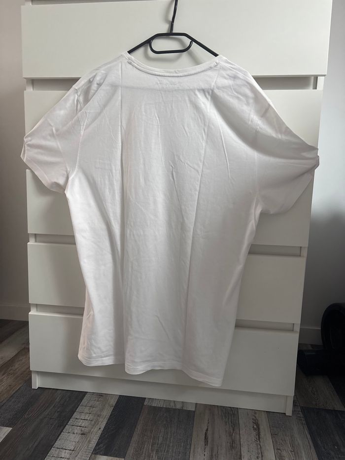 Tee-shirts - photo numéro 2