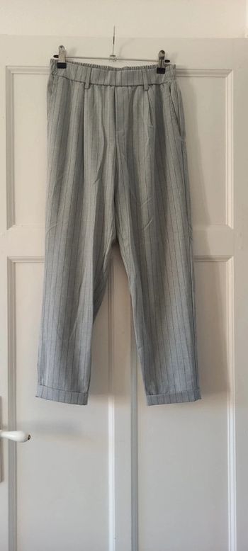 Pantalon droit gris rayé blanc bershka 38