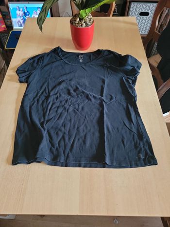 Tee shirt manches courtes uni