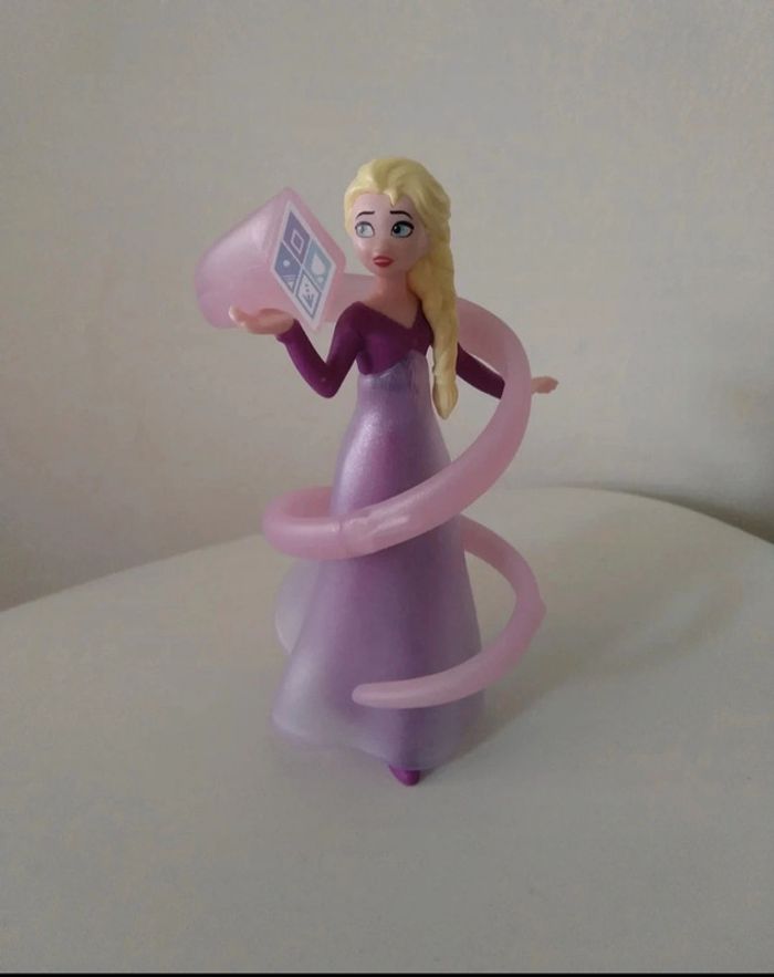 Figurine la reine des neiges