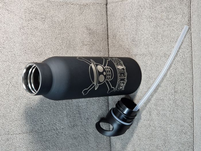 Gourde Isotherme 500ml Noir Avec Paille - Logo One Piece - photo numéro 5