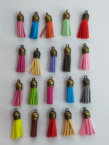 Mélange de 20 breloques pompons bronze en acrylique Lot n°5671