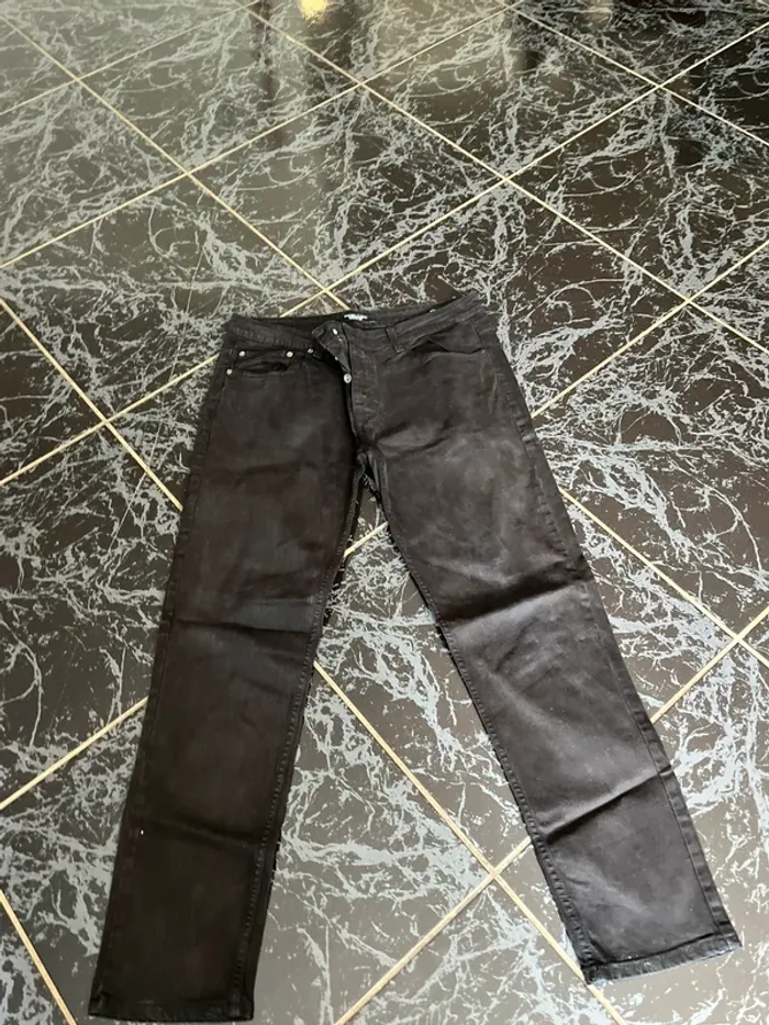 Jean noir 46 - photo numéro 2