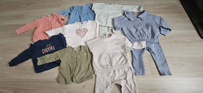 Lot vêtements fille 18 mois