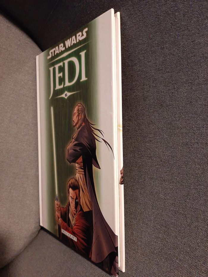 BD Star Wars JEDI T6 "Qui-Gon & Obi-Wan" en français - Delcourt - photo numéro 4