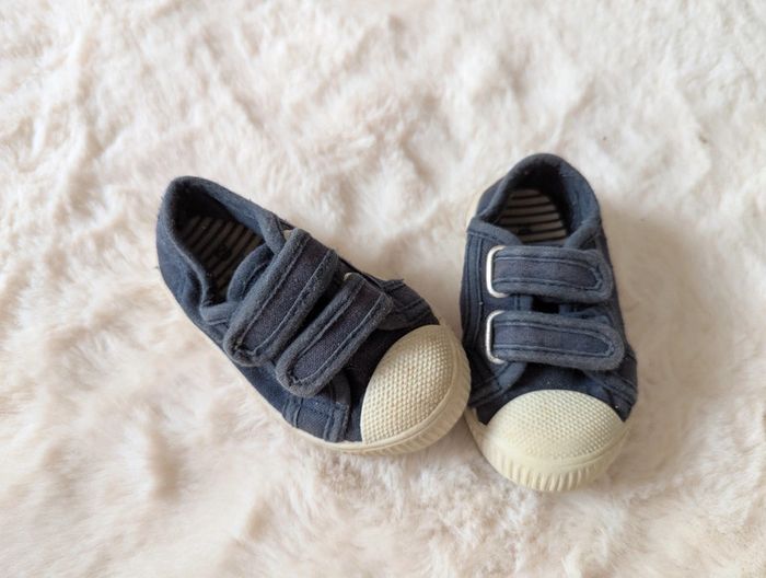 Chaussures taille 20