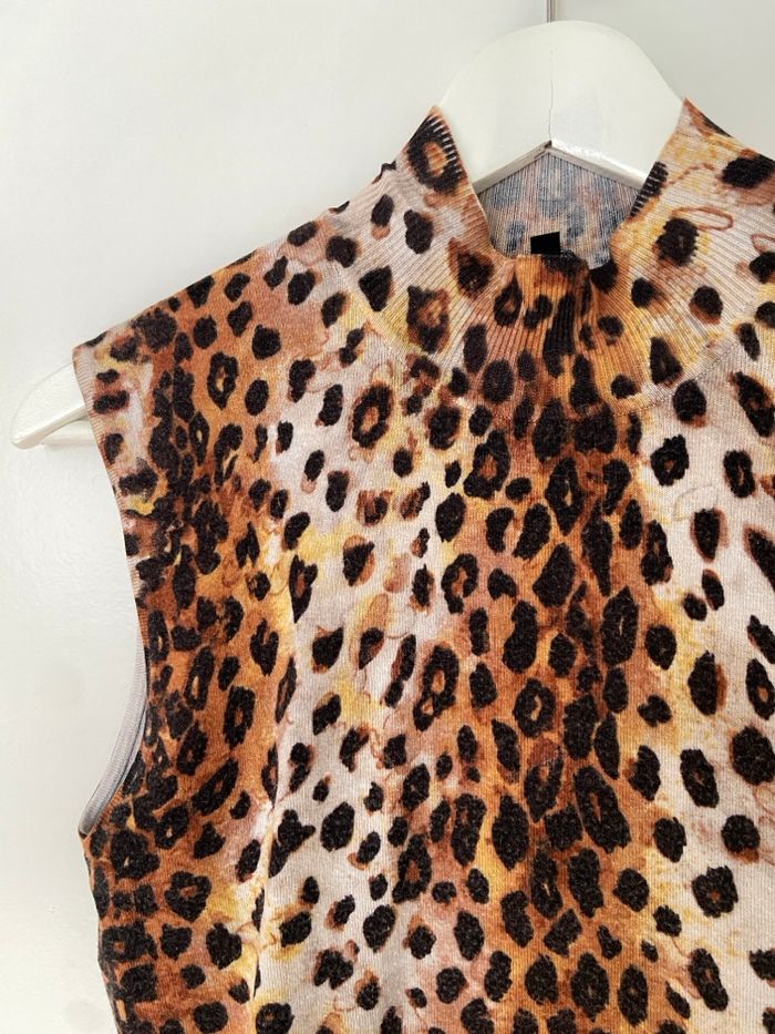 Haut leopard en maille sans manche - photo numéro 4