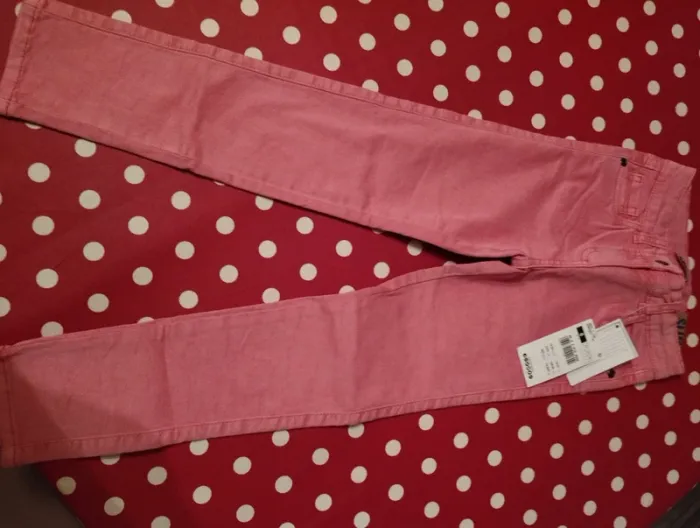 Pantalon neuf Slim rose 6 ans