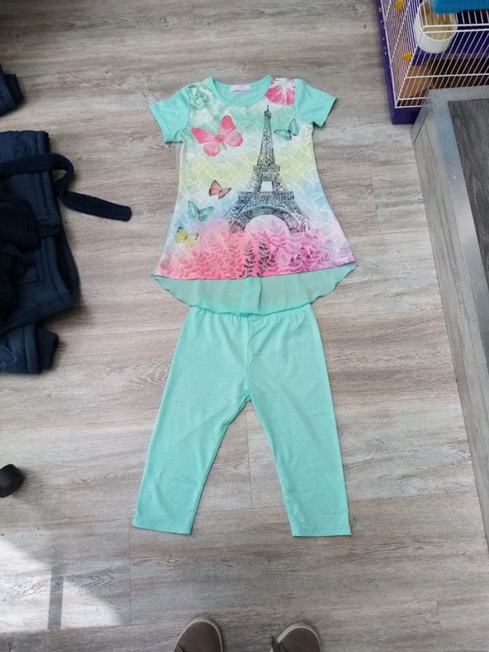 Ensemble été fille 10A (haut + legging court)