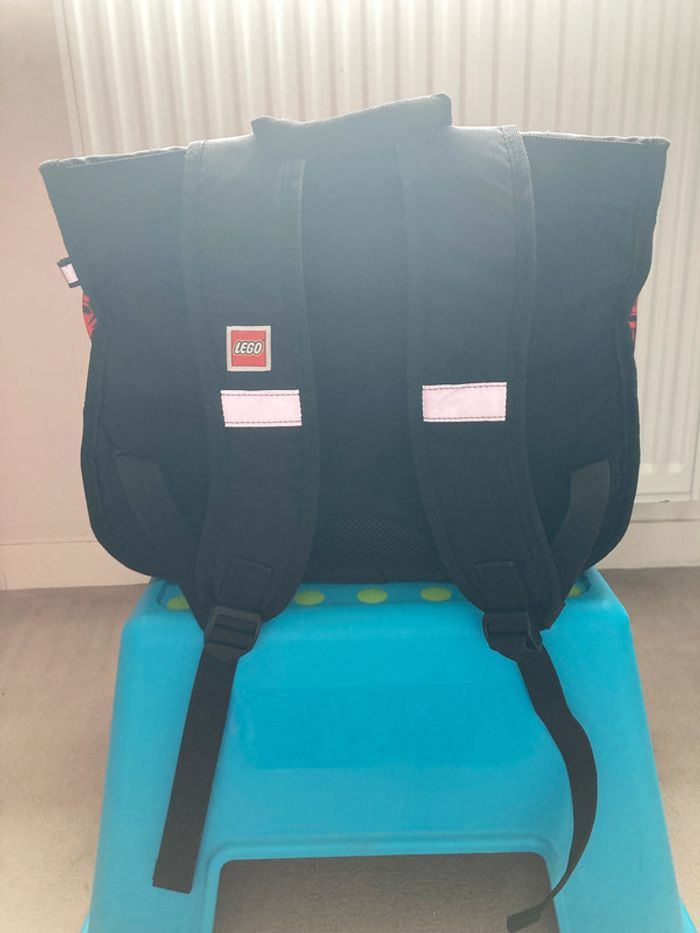 Cartable Lego Ninjago CP, CE1, CE2 - photo numéro 3