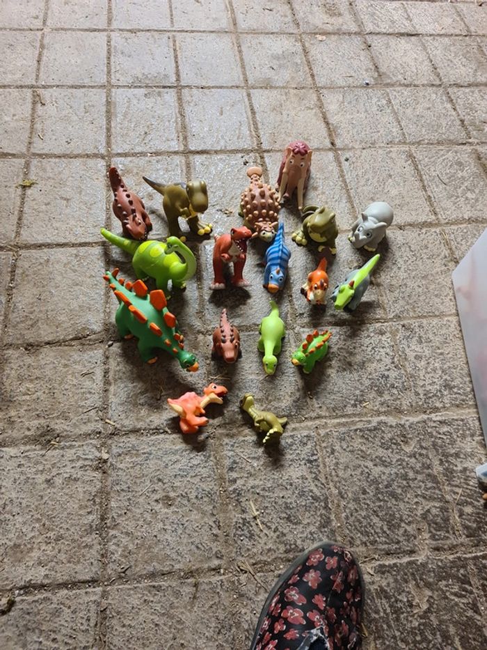 Lot dinosaure premier age