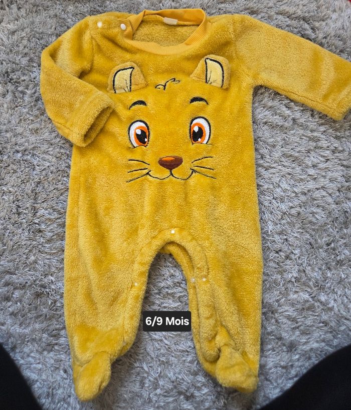 Beaucoup vêtement 3 mois garçons pyjama ensemble pantalon sweat ect.. - photo numéro 10