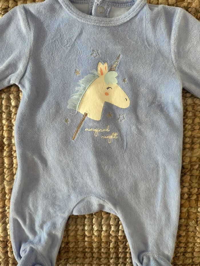 Pyjama velours Kiabi 1mois / 54cm - photo numéro 2