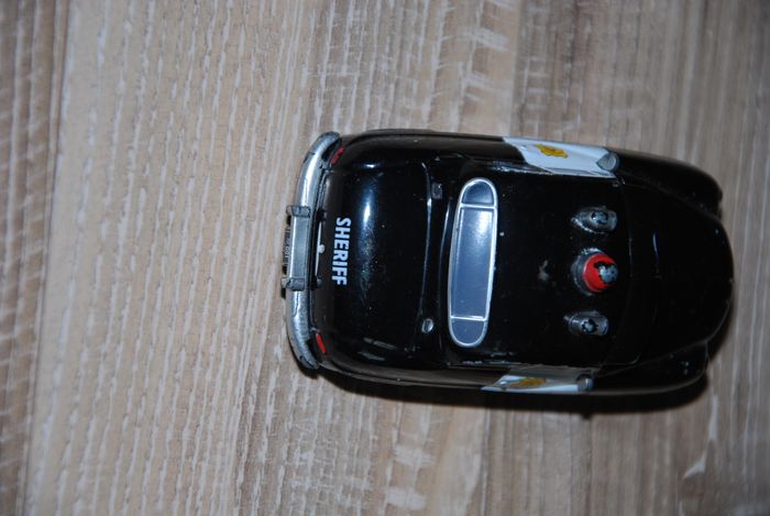 Disney Pixar Cars sheriff mercury Disney Store 1/43 - photo numéro 4