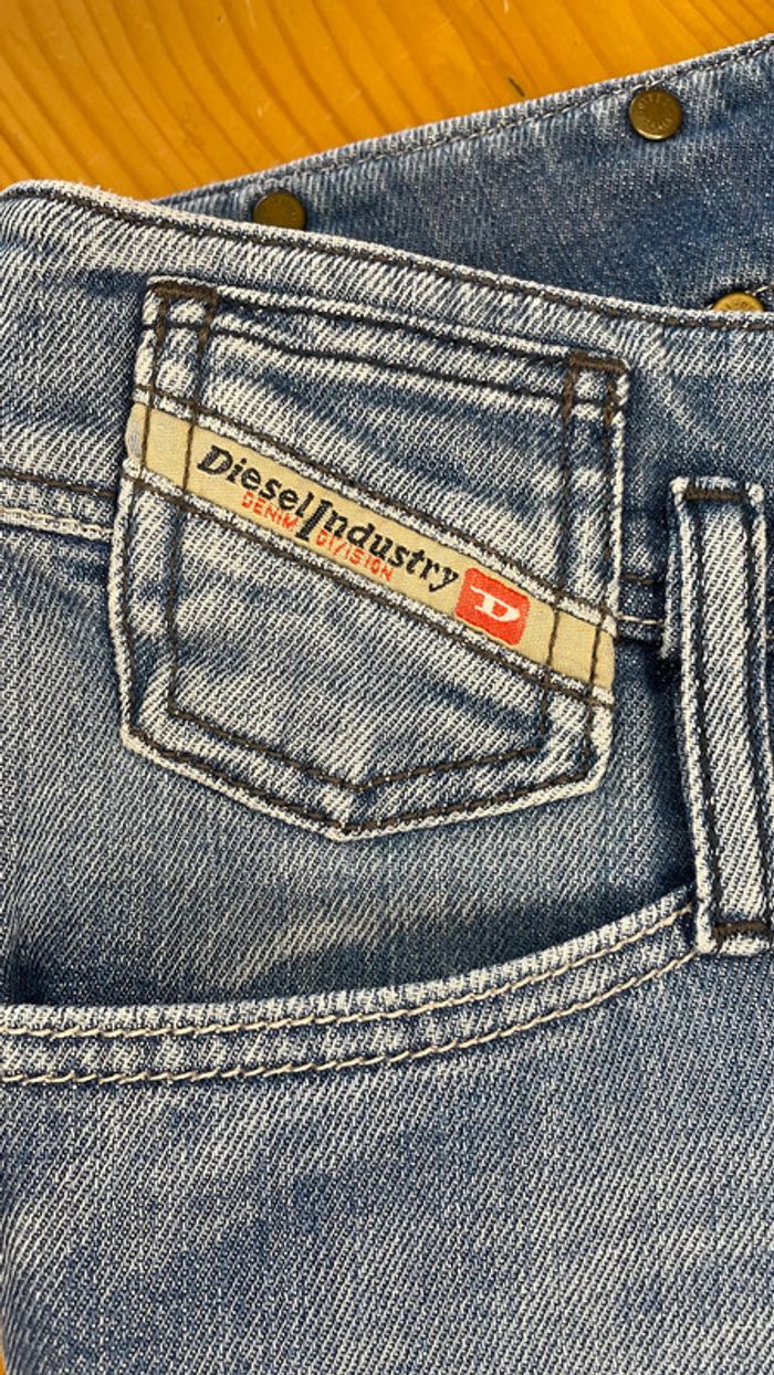 Jean Diesel Matic W29 L32 (FR40) - photo numéro 2