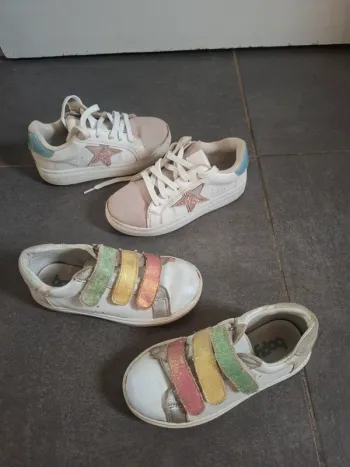 2 paires de basket fille 28