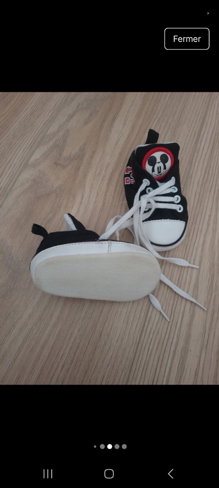 Baskets Mickey 6/9mois - photo numéro 2