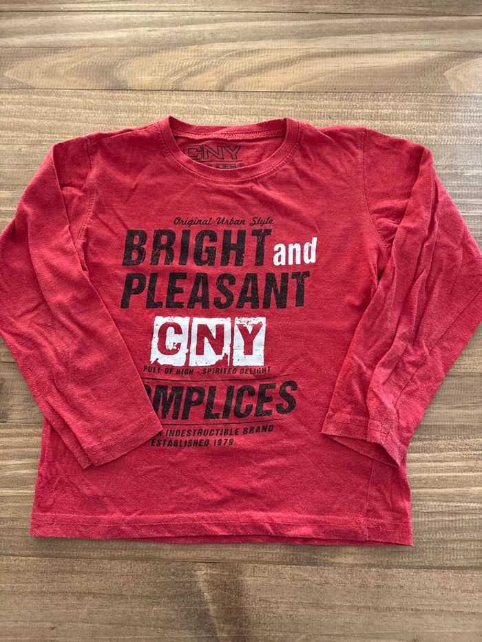 Lot de tee-shirts T 6ans. - photo numéro 4