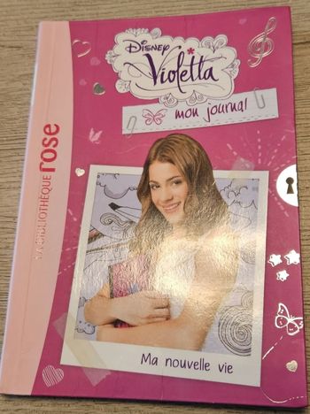 Livre pour file de 6 à 8 ans, Violetta de Disney, nickell