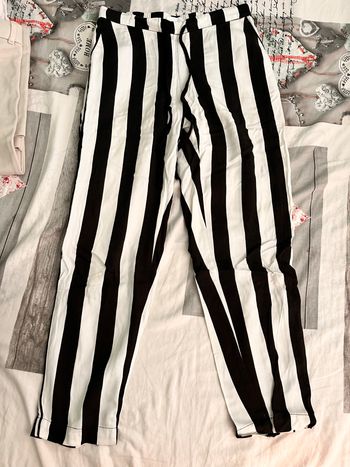 pentalon a rayures blanc et noir