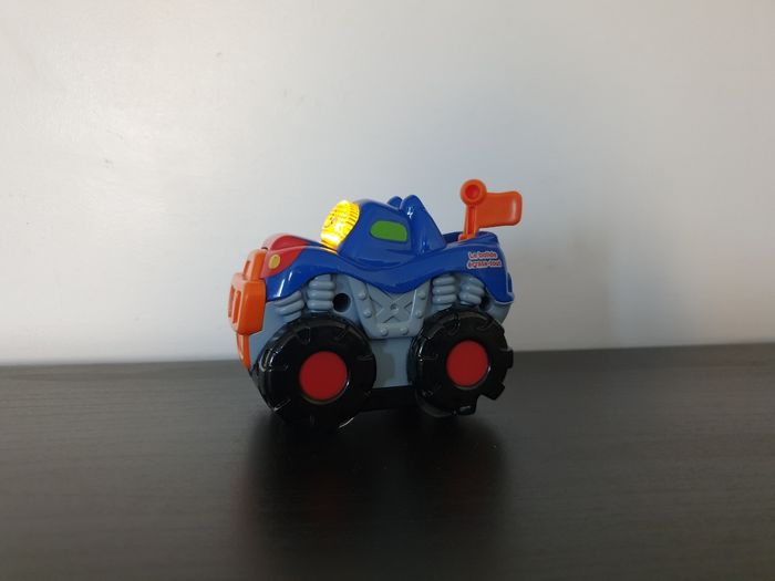 Tut tut bolide monster truck "Maxou le bolide écrase tout" VTech - photo numéro 2