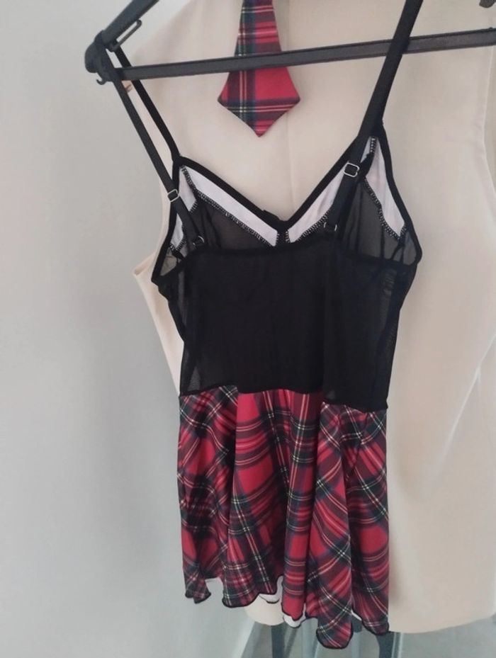 Tenue sexy - photo numéro 2