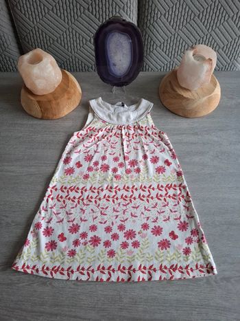 Robe fleurie sans manche HM