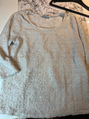 Pull blanc à sequin,