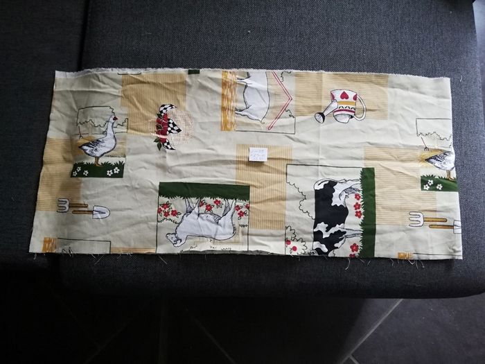 Tissu 1m35x29cm
