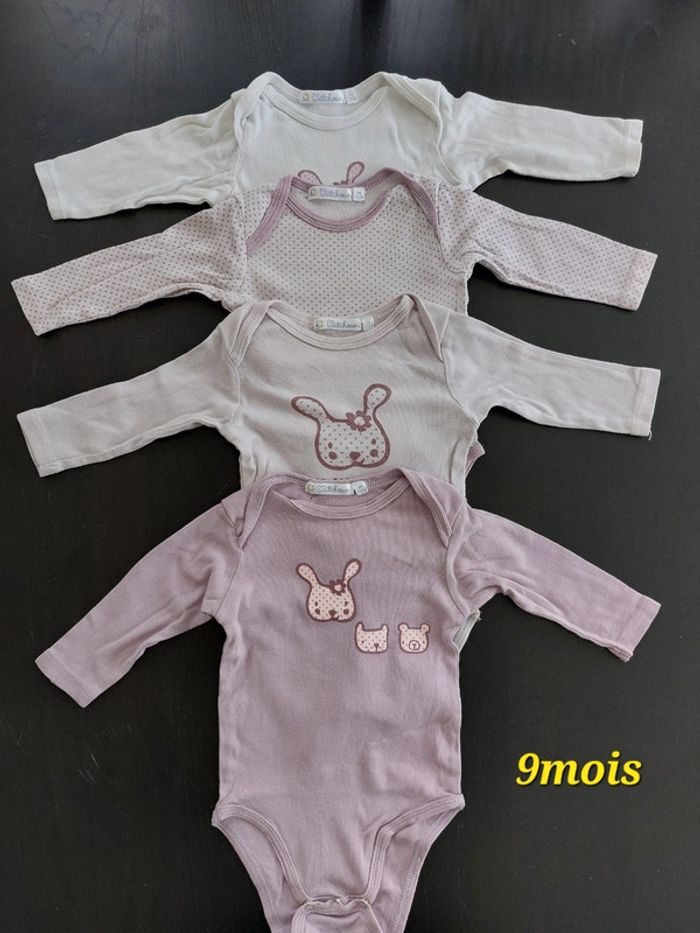 Lot de 4 bodies manches longues 👧 Kitchoun 9mois 💯% coton