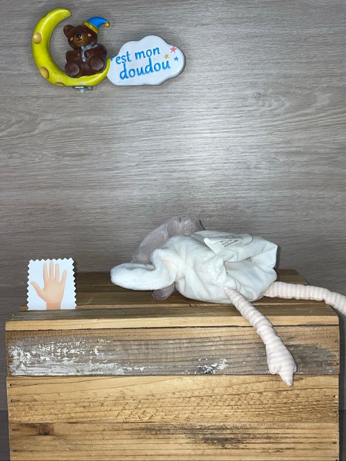 MDM13 doudou cygne 🦢 maison du monde - photo numéro 2