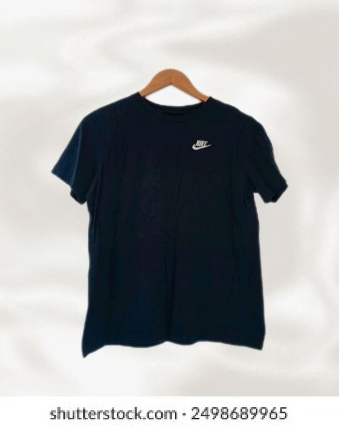 🩵 Tee shirt manches courtes Nike 🩵 - photo numéro 3