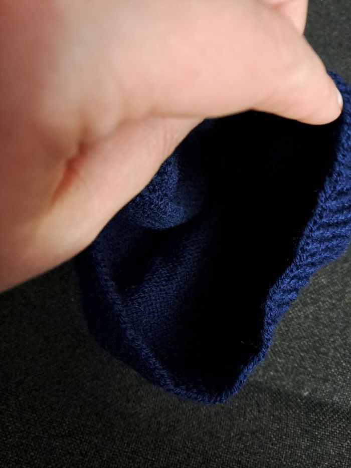 Bonnet 24M NEUF - photo numéro 3