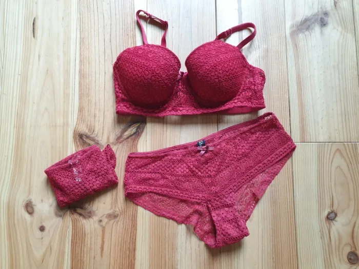 Soutien-gorge dentelle Etam 95C bordeaux - photo numéro 2