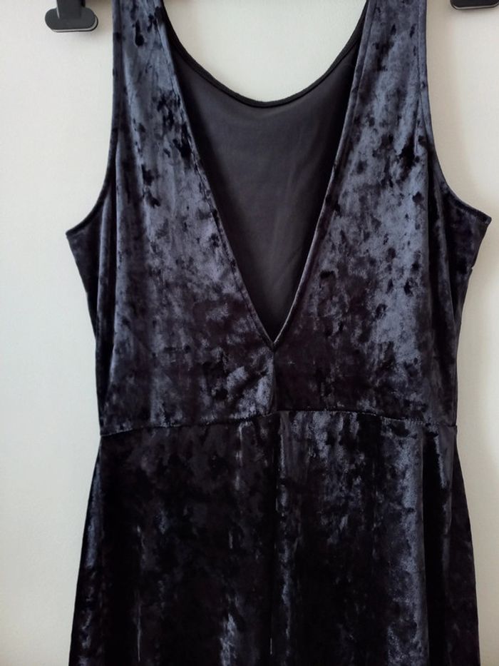 Robe noire - photo numéro 4