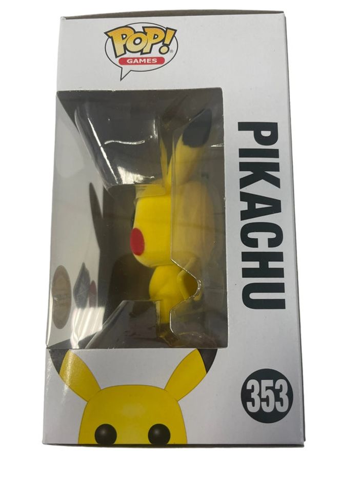Figurine Funko Pop Pokémon Pikachu Flocked N•353 neuf - photo numéro 4