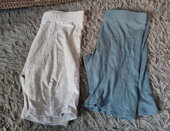 Lot 2 shorts taille M