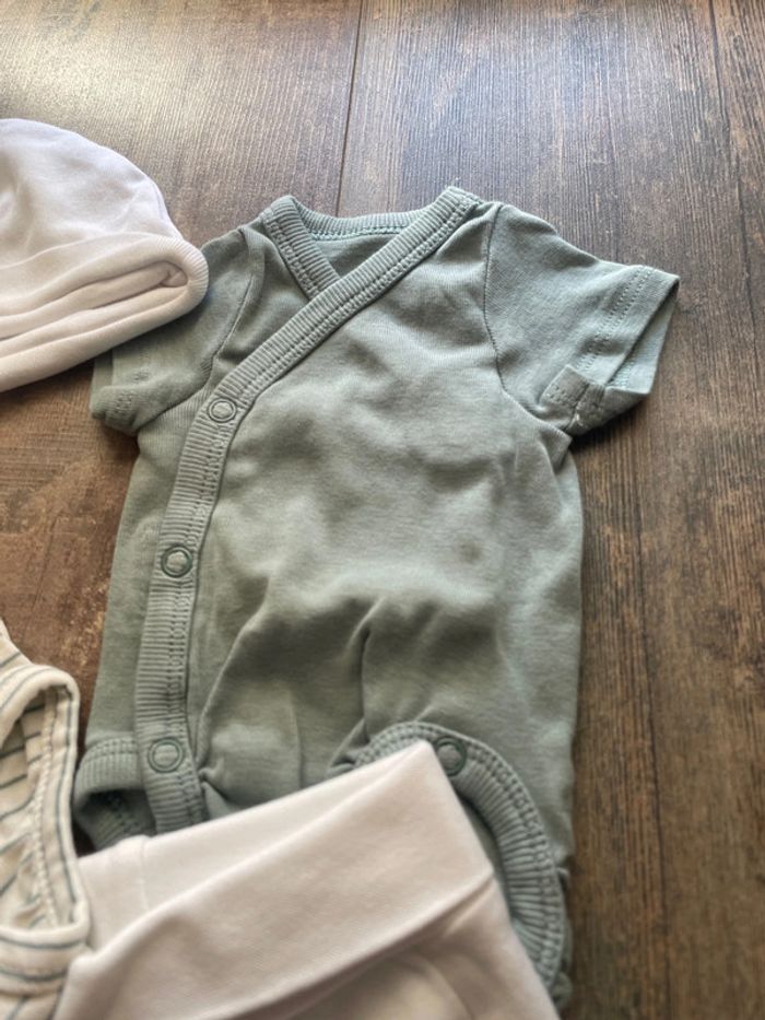 Ensemble naissance mixte H&m neuf - photo numéro 3
