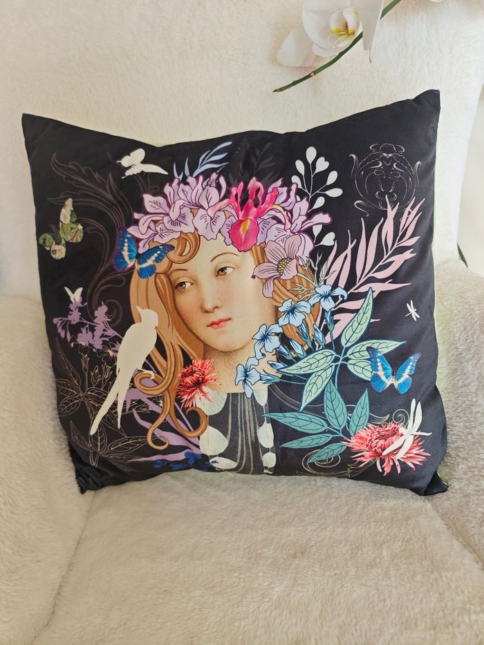 Housse de coussin décoratif, taie de coussin décoratif, couturière