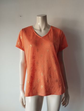 T-shirt col V orange et doré Armand Thiery taille 4