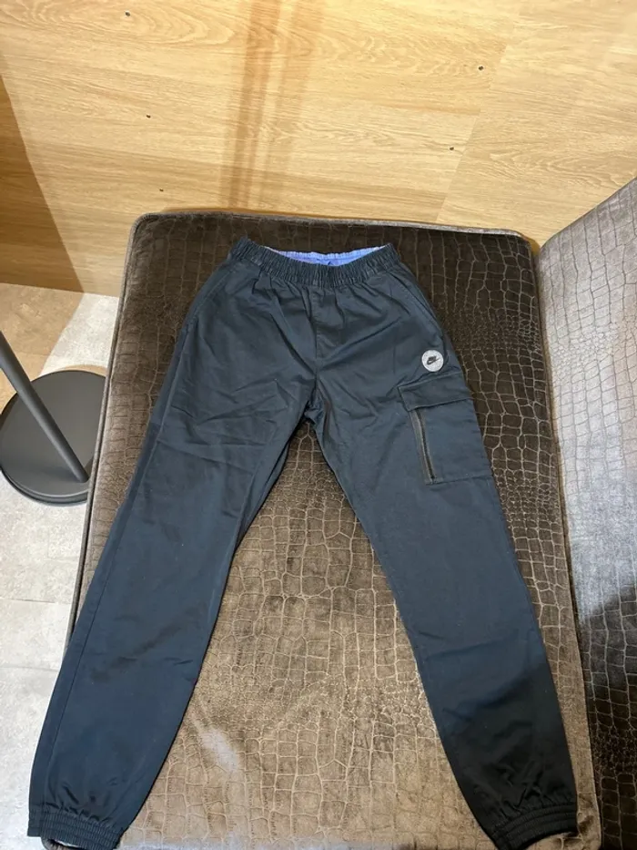 Pantalon cargo Nike S homme bleu marine excellent état !! - photo numéro 2