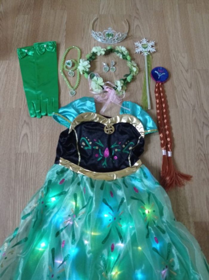 Déguisement princesse Anna a LED 4ans