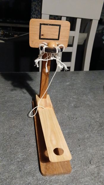 Panier de basket bois