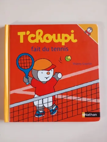 T'choupi fait du tennis